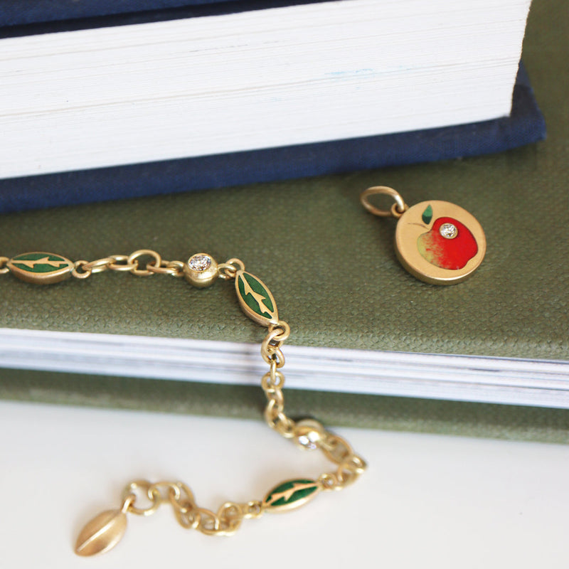 Apple Pendant