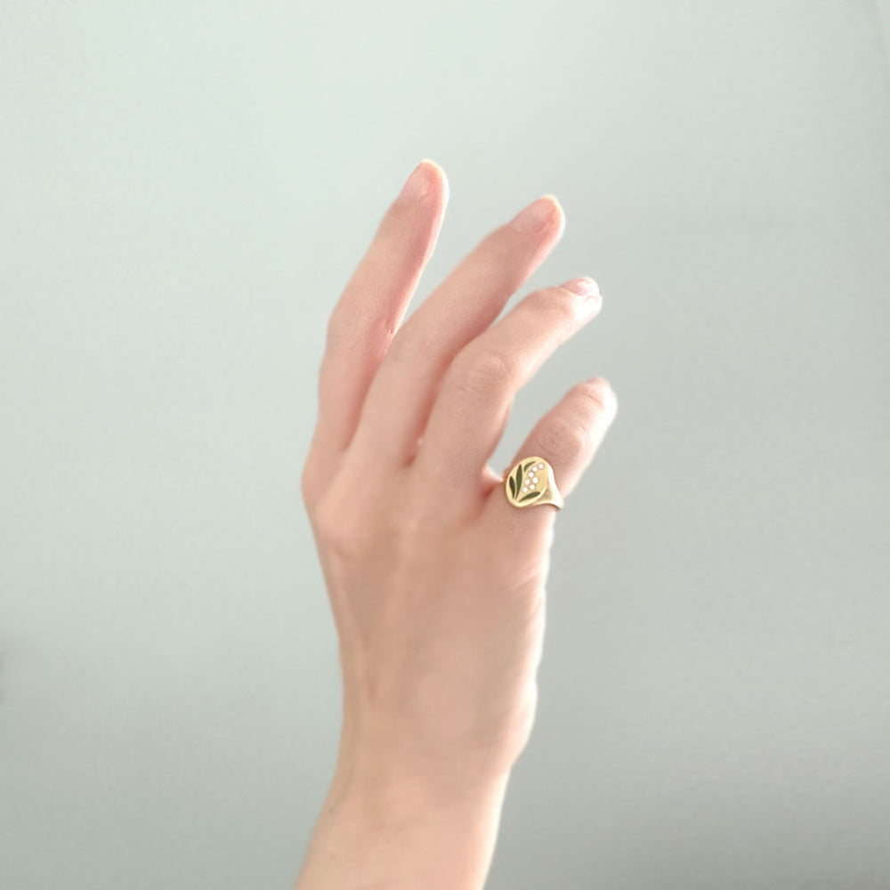 LOVPinkyHand_1000x.jpg?v=